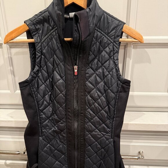 Athleta Rock Springs Quilted Vest - Picture 2 of 5